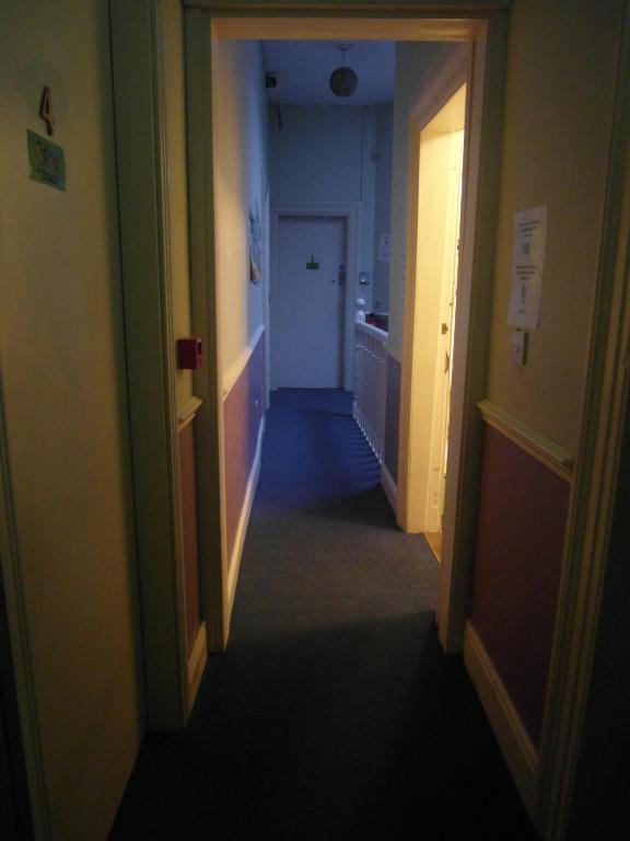Macgabhainns Backpackers Hostel キルケニー エクステリア 写真